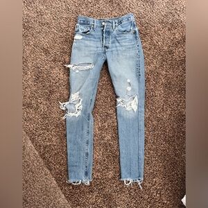 Levi’s Light Blue raw edge Jeans